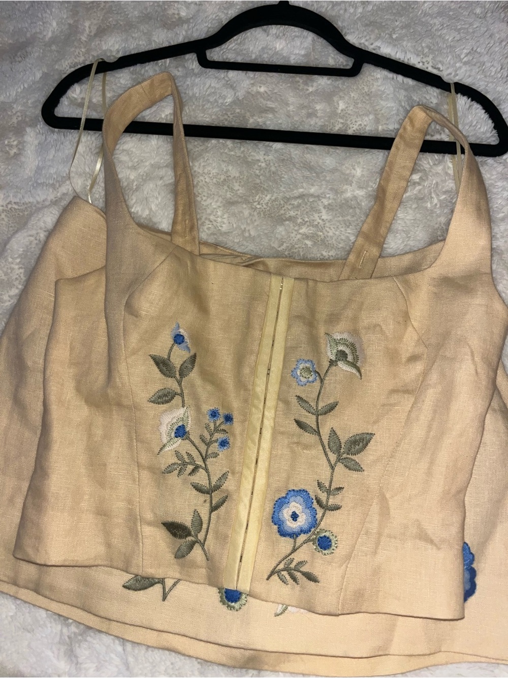 Reformation Juliet Linen Yellow Floral Embroidered Two-Piece Set - Picture 12 of 14